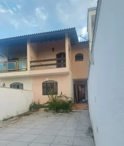 Casa com 4 Quartos à venda, 130m² no Alto Ipiranga, Mogi das Cruzes