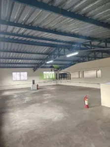 Galpão/Depósito/Armazém para alugar, 560m² no Bela Fama, Nova Lima