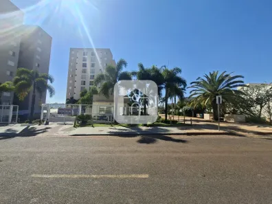 Apartamento com 2 Quartos para alugar, 53m² no Jardim Inconfidência, Uberlândia