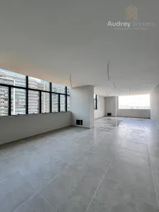 Sala Comercial à venda, 111m² no Adrianópolis, Manaus