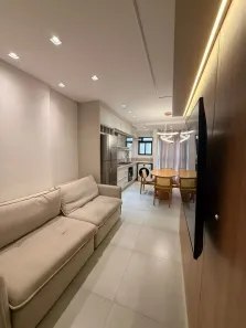 Apartamento com 2 Quartos para alugar, 67m² no Morretes, Itapema