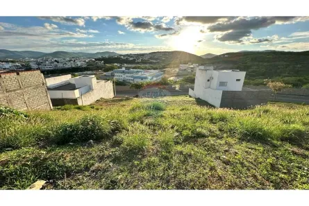 Lote/Terreno à venda, 234m² no São Judas Tadeu, Jequié