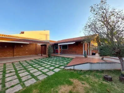 Casa com 3 Quartos à venda, 160m² no Jardim São Vito, Americana