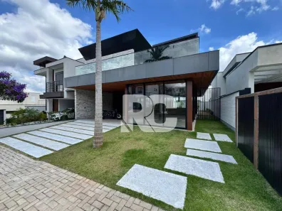 Casa de Condomínio com 4 Quartos à venda, 280m² no Cézar de Souza, Mogi das Cruzes