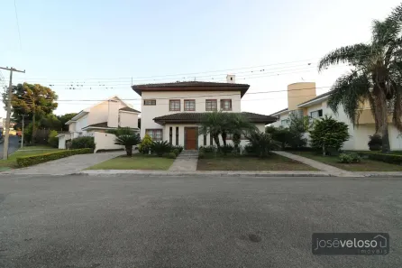 Casa de Condomínio com 6 Quartos para alugar, 510m² no Seminário, Curitiba
