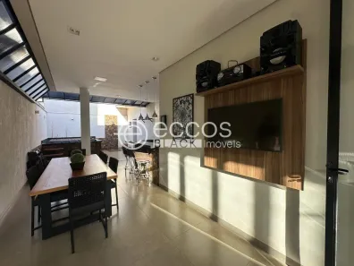 Casa de Condomínio com 3 Quartos à venda, 194m² no Estância dos Ipês, Uberaba