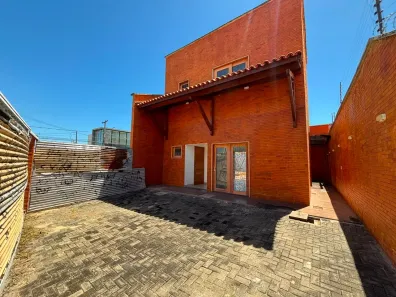 Ponto Comercial com 3 Quartos para alugar, 300m² no Fátima, Teresina
