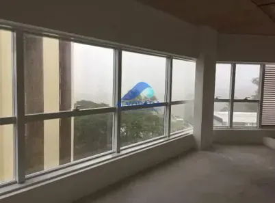 Sala Comercial à venda, 37m² no Centro, São José dos Campos