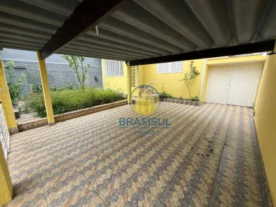 Casa com 3 Quartos para alugar, 180m² no Caxingui, São Paulo
