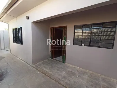 Casa com 3 Quartos para alugar, 180m² no Planalto, Uberlândia