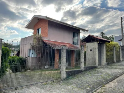 Casa com 3 Quartos à venda, 156m² no Velha Central, Blumenau