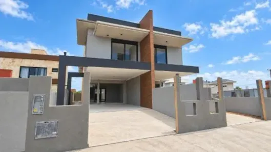 Sobrado com 2 Quartos à venda, 179m² no Campeche, Florianópolis