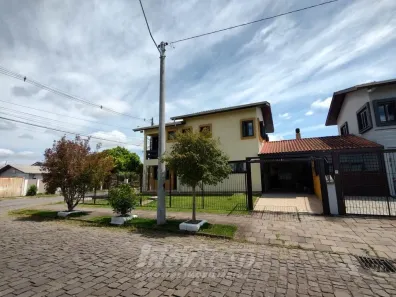 Casa com 3 Quartos à venda, 133m² no Desvio Rizzo, Caxias do Sul