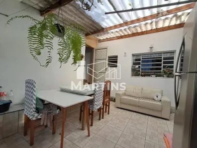 Casa com 5 Quartos à venda, 247m² no Vila Pirajussara, São Paulo