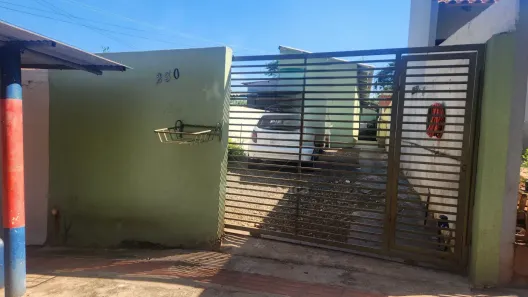 Casa com 3 Quartos à venda, 79m² no Jardim Maria Celina, Londrina