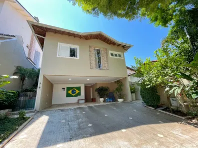 Casa de Condomínio com 3 Quartos à venda, 250m² no São Paulo II, Cotia
