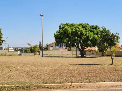 Lote/Terreno à venda, 377m² no Condomínio das Esmeraldas, Goiânia