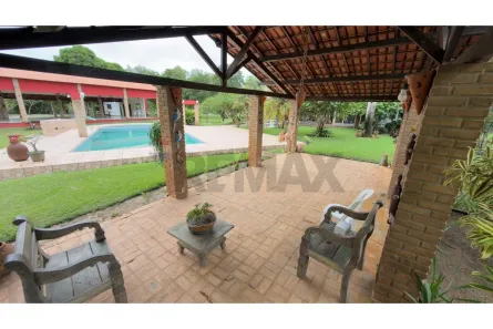 Fazenda/Sítio com 5 Quartos à venda, 4000m² no Prado, Prado