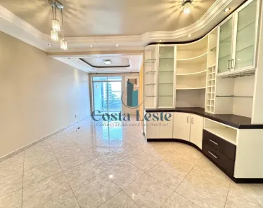 Apartamento com 3 Quartos para alugar, 86m² no Centro, Florianópolis