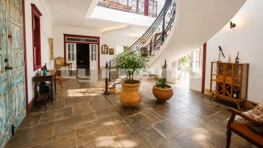 Sobrado com 5 Quartos à venda, 590m² no Urbanova VI, São José dos Campos