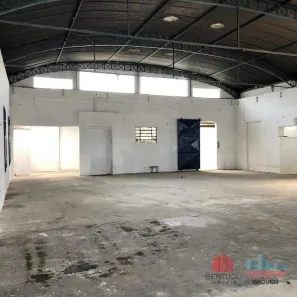 Galpão/Depósito/Armazém à venda, 710m² no Vila Graff, Jundiaí
