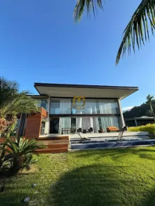 Casa de Condomínio com 5 Quartos para alugar, 480m² no , Mangaratiba