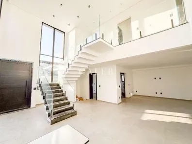 Sobrado com 3 Quartos à venda, 358m² no Vila Santista, Atibaia
