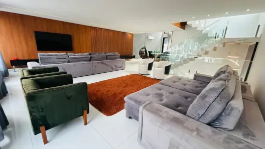 Sobrado com 3 Quartos para alugar, 320m² no Residencial Real Park, Arujá