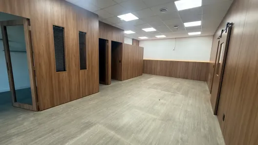 Sala Comercial para alugar, 80m² no Vila São Francisco (Zona Sul), São Paulo