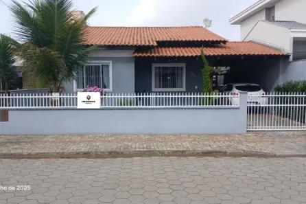 Casa com 3 Quartos à venda, 104m² no Itacolomi, Balneário Piçarras