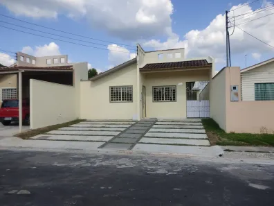 Casa com 3 Quartos para alugar, 80m² no Tarumã, Manaus