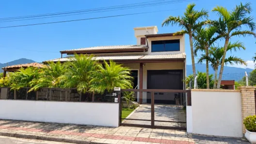 Casa com 4 Quartos à venda, 300m² no Praia de Fora, Palhoça