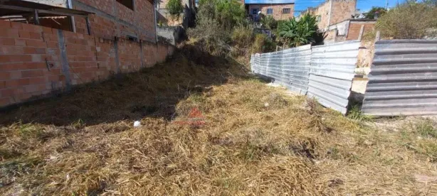 Lote/Terreno à venda, 200m² no Imperial, Santa Luzia
