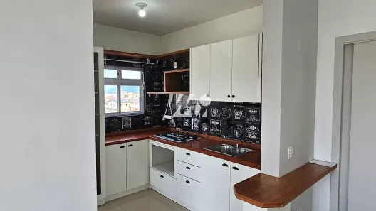 Apartamento com 2 Quartos para alugar, 70m² no Ponte do Imaruim, Palhoça