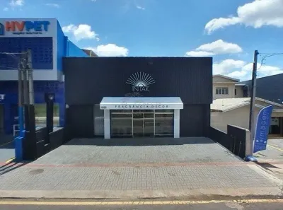 Prédio Comercial à venda, 305m² no Vitória, Londrina