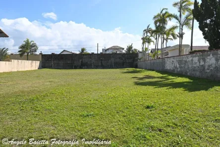 Lote/Terreno à venda, 435m² no Baougainville Residencial, Peruíbe