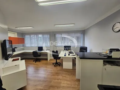 Sala Comercial à venda, 23m² no Centro, Curitiba