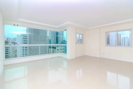 Apartamento com 3 Quartos à venda, 136m² no Centro, Balneário Camboriú