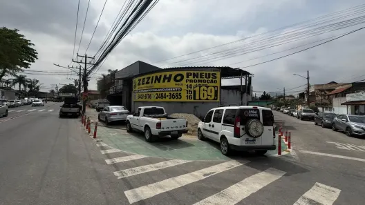 Galpão/Depósito/Armazém para alugar, 200m² no Campo Grande, Rio de Janeiro