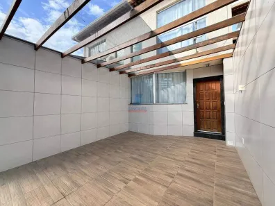 Casa com 2 Quartos à venda, 81m² no Parque Maracanã, Contagem