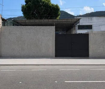 Galpão/Depósito/Armazém para alugar, 260m² no Piratininga, Niterói