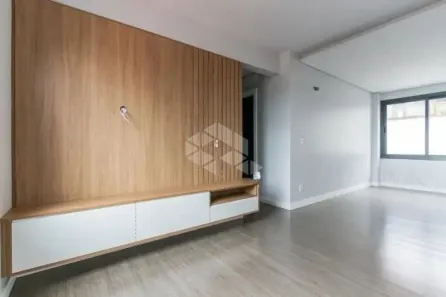 Apartamento com 2 Quartos para alugar, 60m² no Passo da Areia, Porto Alegre