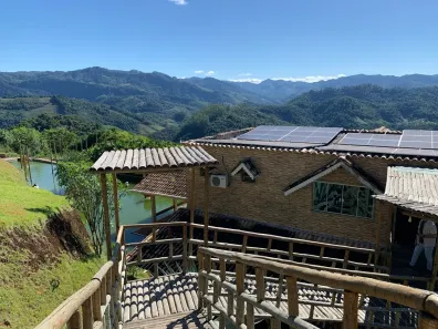 Fazenda/Sítio com 7 Quartos à venda, 4000m² no , Domingos Martins