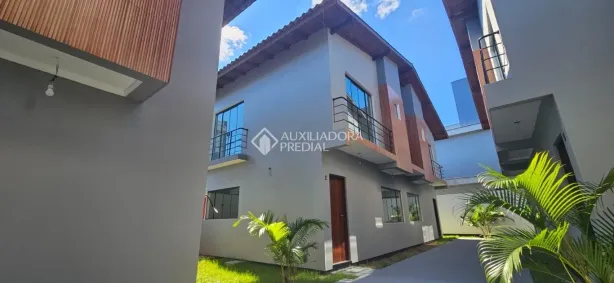 Casa com 2 Quartos à venda, 79m² no Rio Tavares, Florianópolis