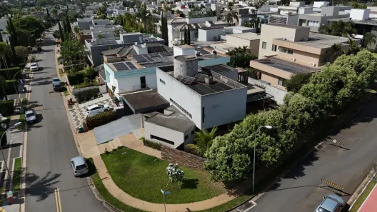 Sobrado com 3 Quartos à venda, 338m² no Jardins Valência, Goiânia