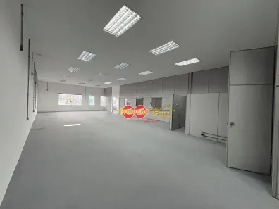 Galpão/Depósito/Armazém para alugar, 305m² no Jardim Arizona, Itatiba