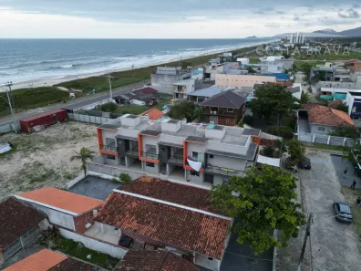 Sobrado com 3 Quartos à venda, 113m² no Albatroz, Matinhos