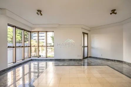 Apartamento com 3 Quartos à venda, 159m² no Água Verde, Curitiba