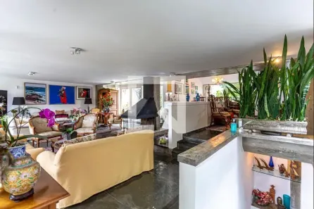 Casa com 5 Quartos à venda, 424m² no Pinheirinho, Santo André