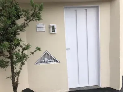 Casa com 3 Quartos à venda, 150m² no Jardim Holanda, Uberlândia